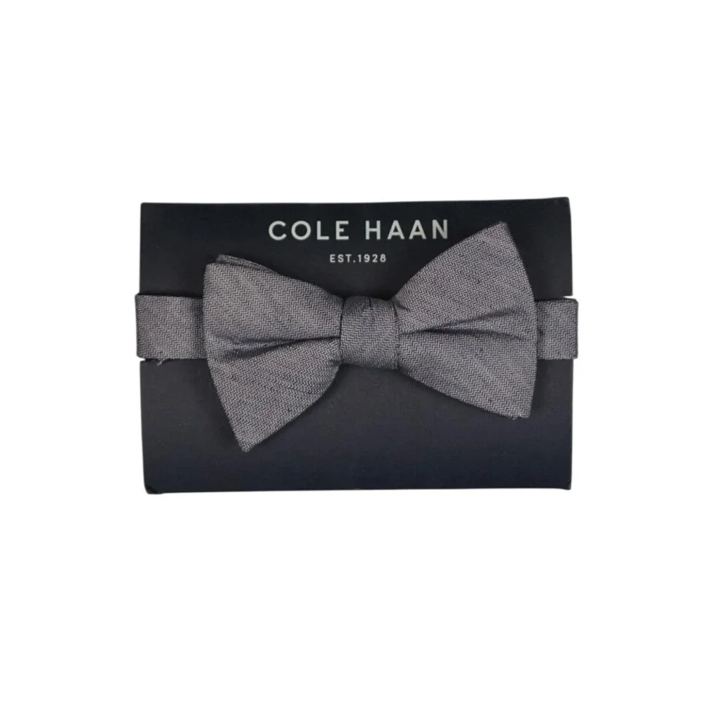 NWT Cole Haan Bow Tie OSFA Blue Silk‎ Linen Herringbone Pattern